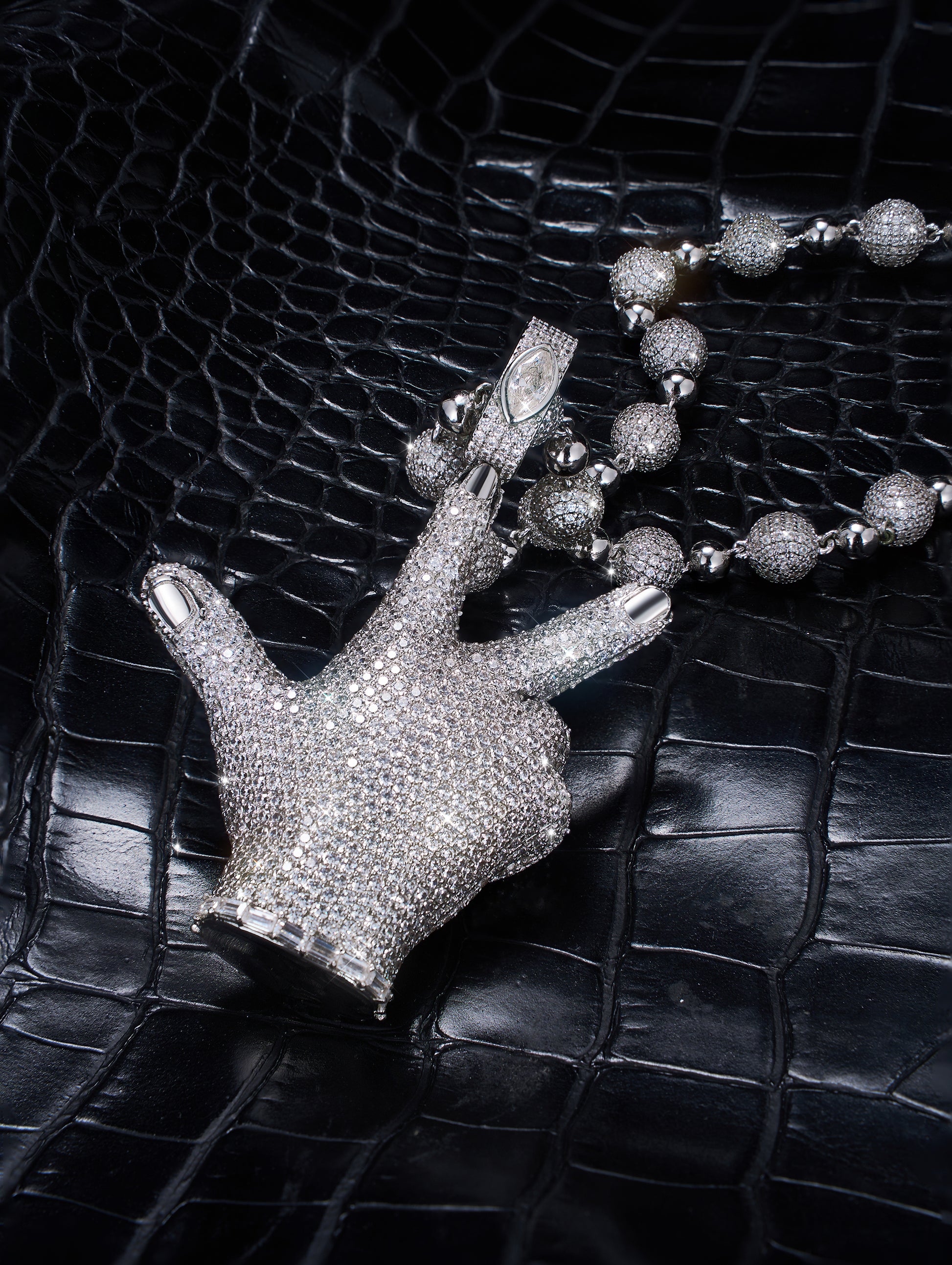 playboicarti opium finger pendant